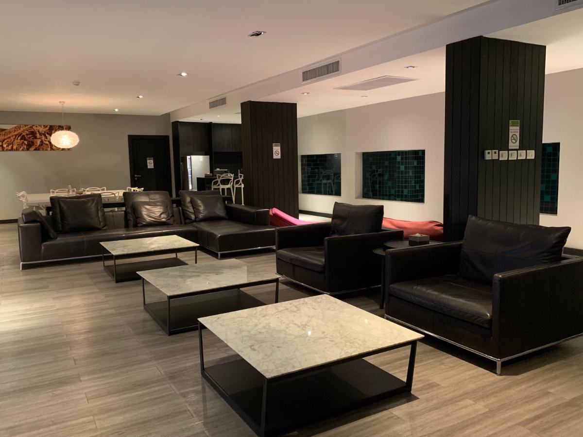 S Ratchada Leisure Hotel - Sha Plus Bangkok Exterior photo The lounge at KLIA